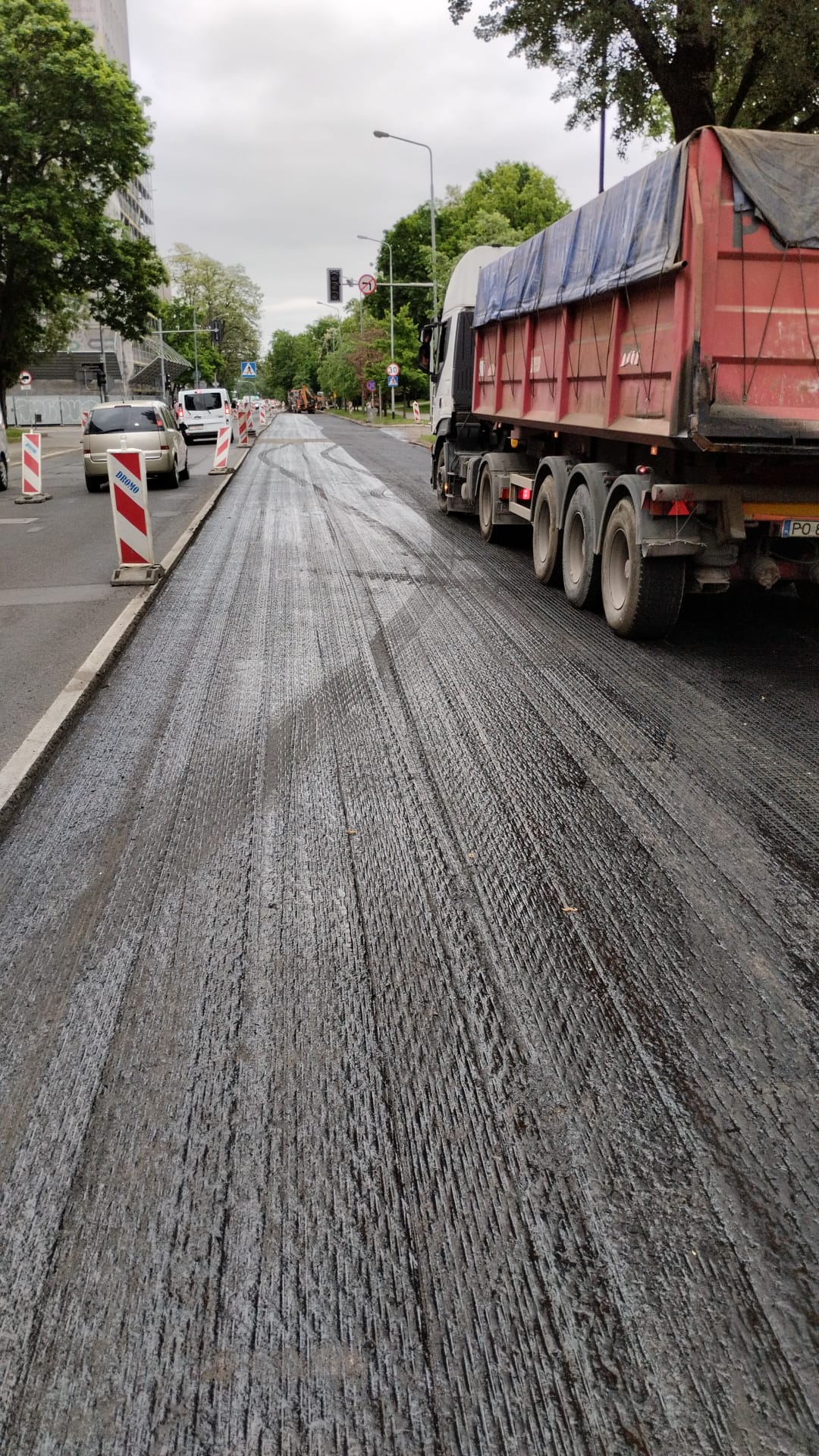 Al. Niepodległości